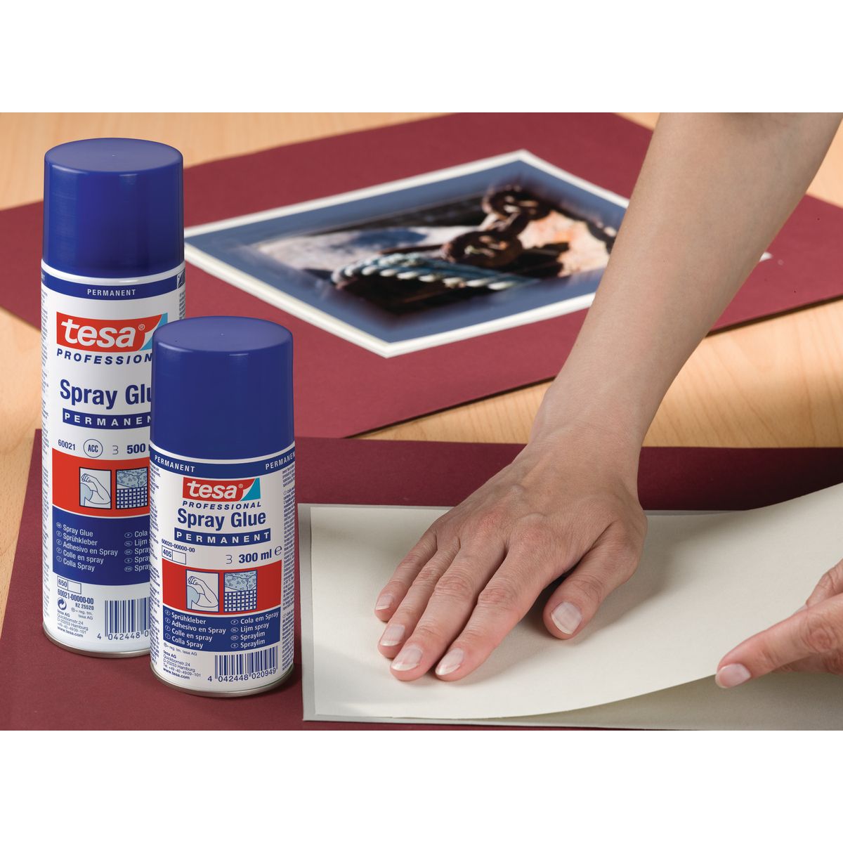Klej w sprayu Tesa 300ml (60020-00000-01)