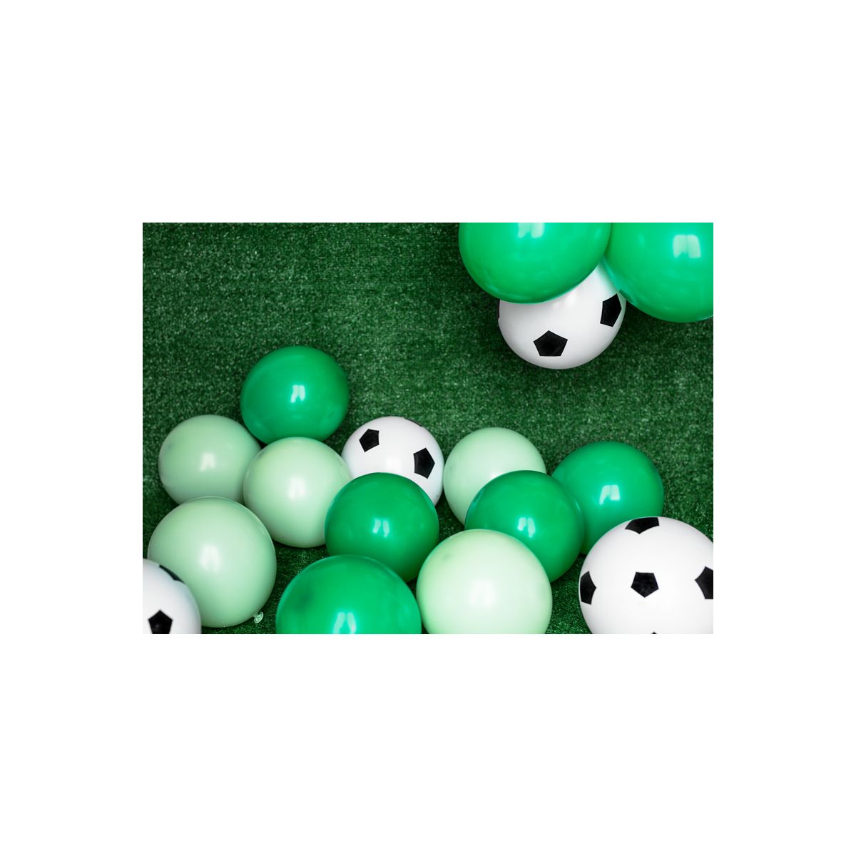 Balon gumowy Partydeco Strong, Pastel Green (1 op. / 100 szt.) zielony 270mm (SB12P-003J)